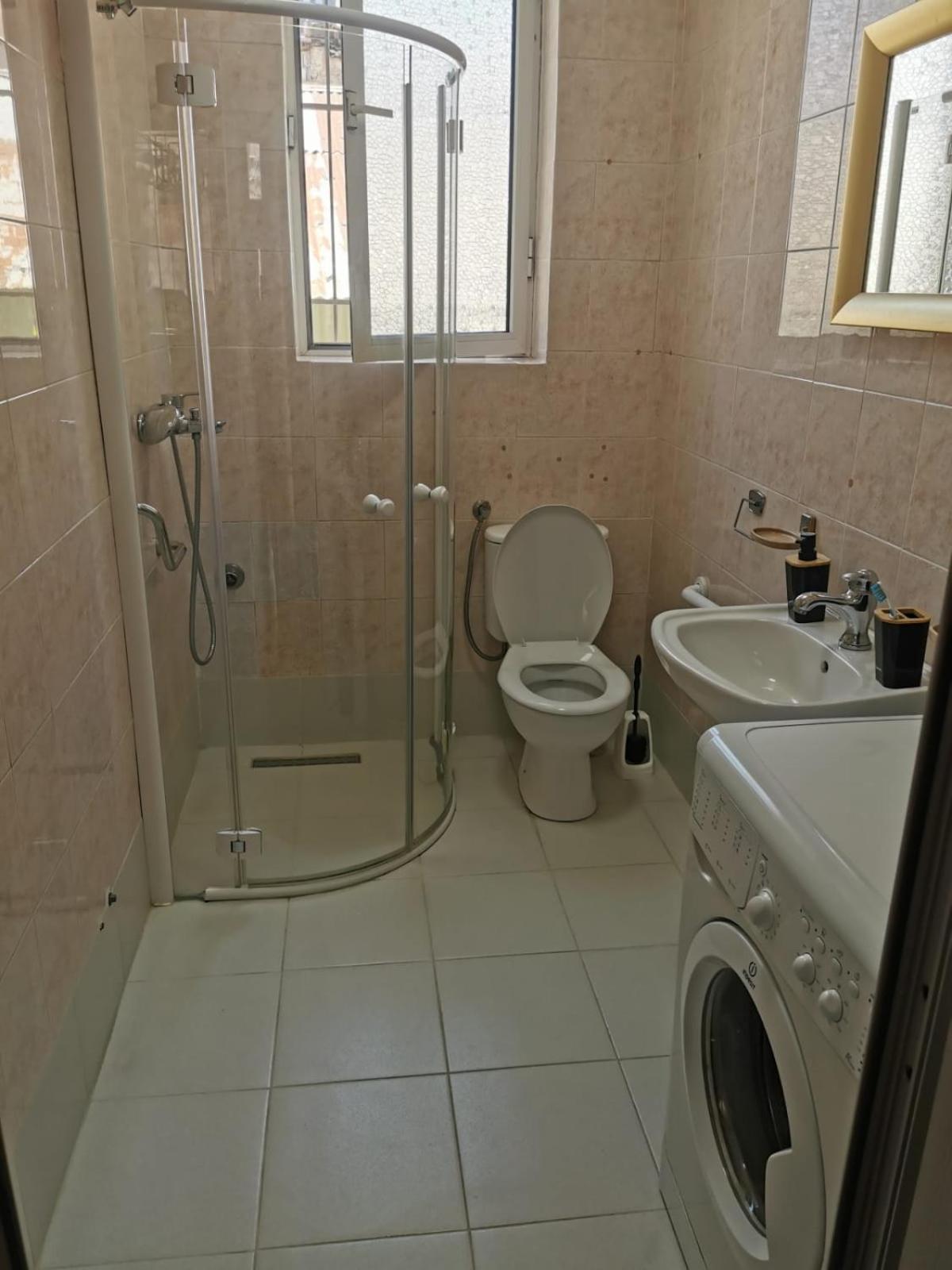 Gm Tirana Hostel エクステリア 写真