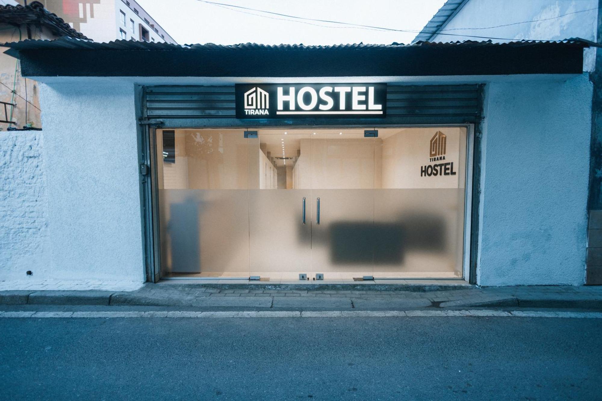 Gm Tirana Hostel エクステリア 写真
