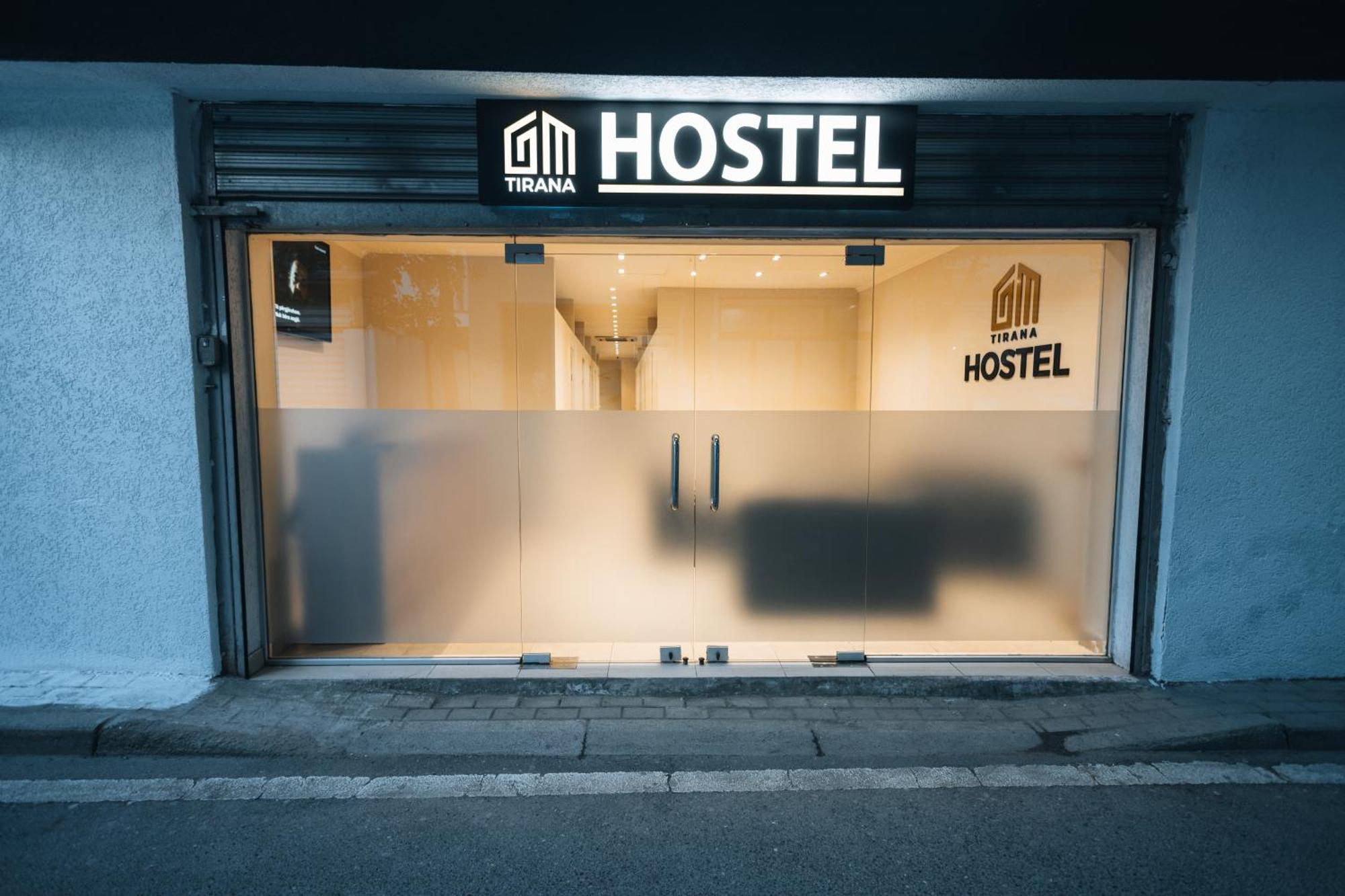 Gm Tirana Hostel エクステリア 写真