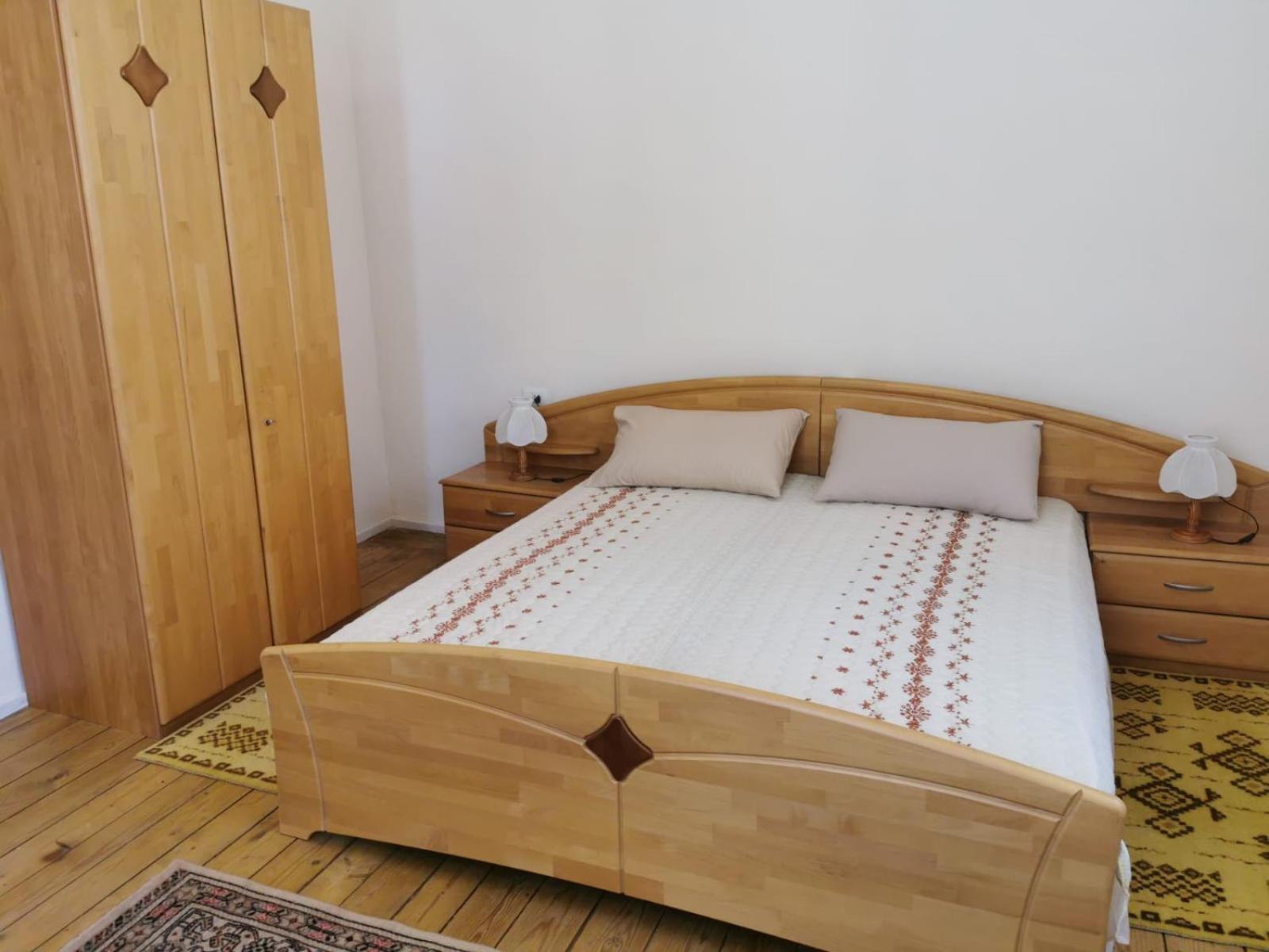 Gm Tirana Hostel エクステリア 写真